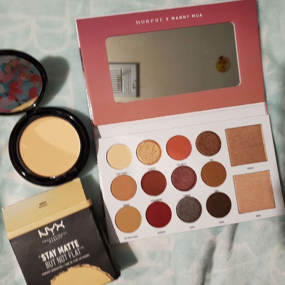 Makeup bundle